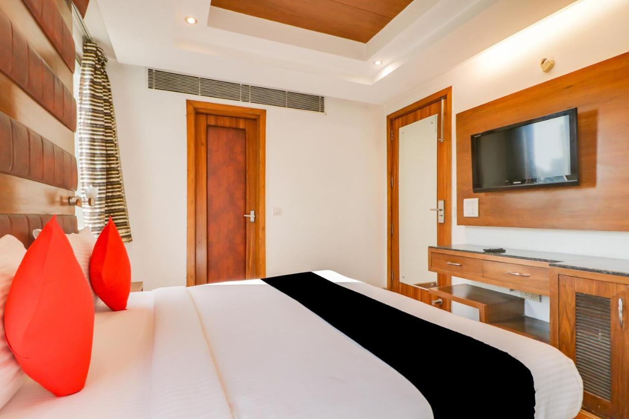 Townhouse 939 Hotel Gagan Inn Near Satyam Inox Patel Nagar New Delhi Exteriör bild