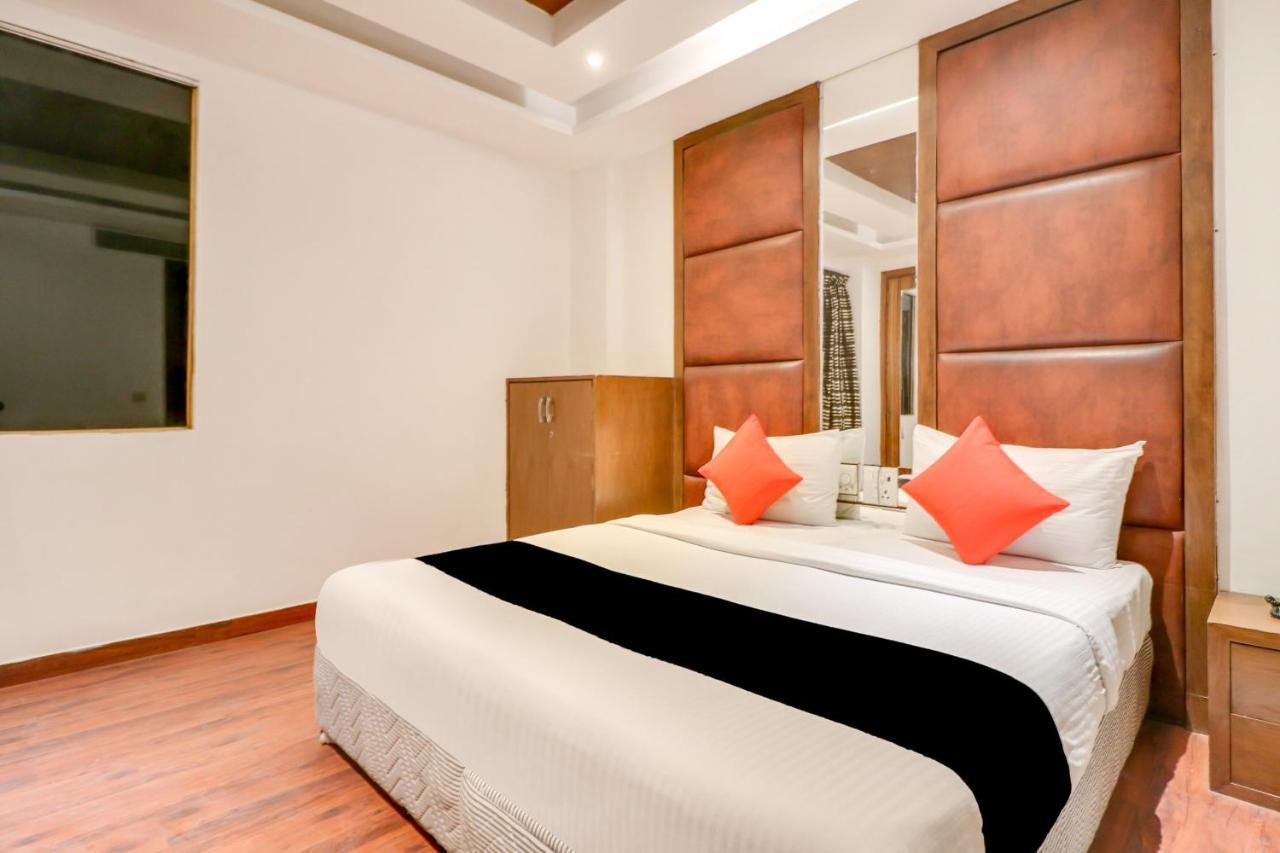 Townhouse 939 Hotel Gagan Inn Near Satyam Inox Patel Nagar New Delhi Exteriör bild